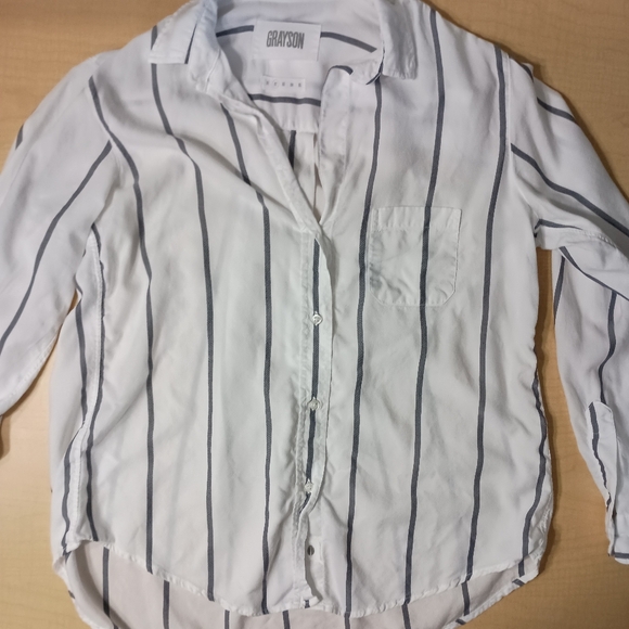 Grayson Grey and White Striped The Hero Button Down Shirt Size 02 Small - Picture 2 of 13